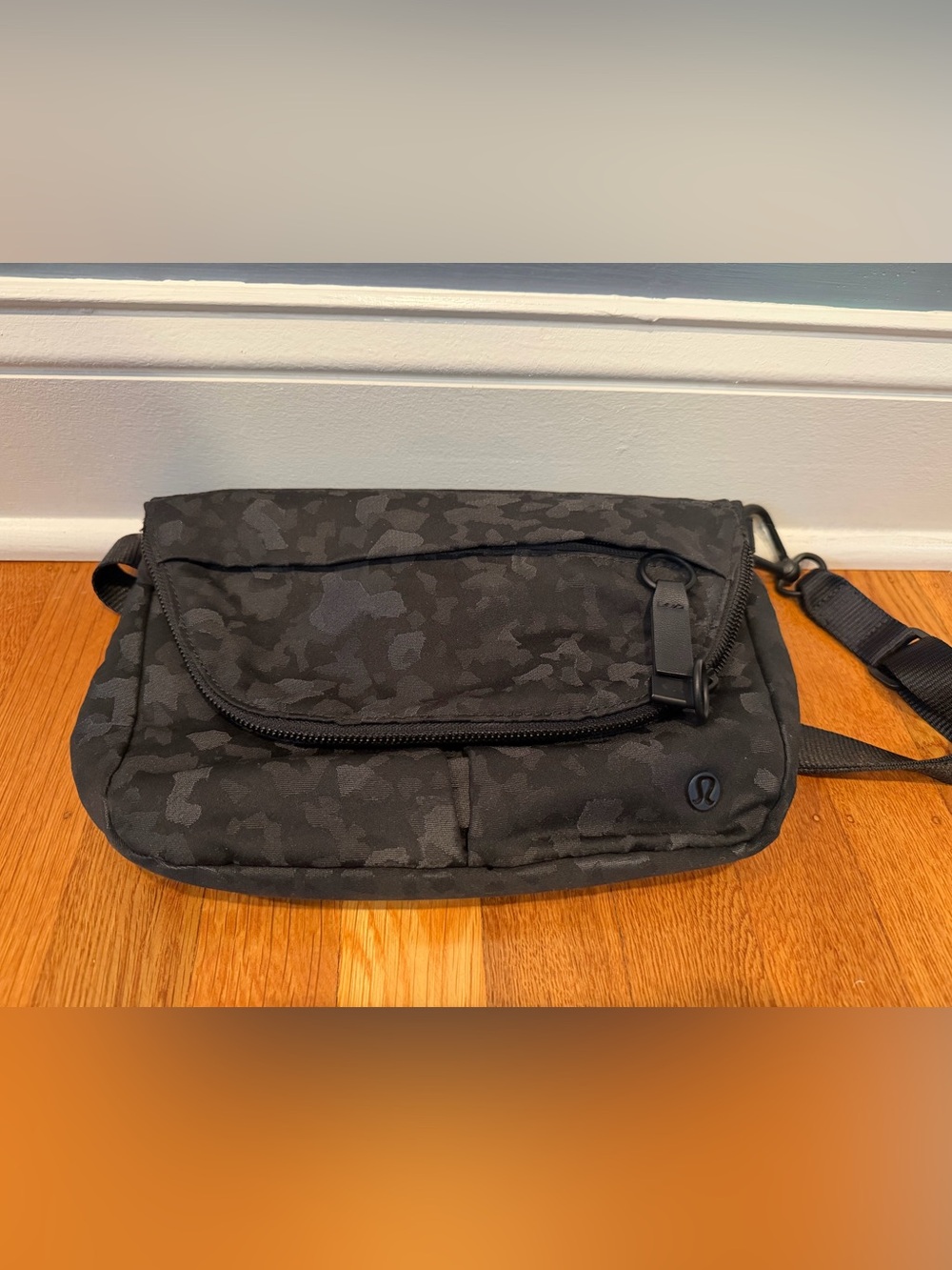 lululemon Black Camo Crossbody festival bag